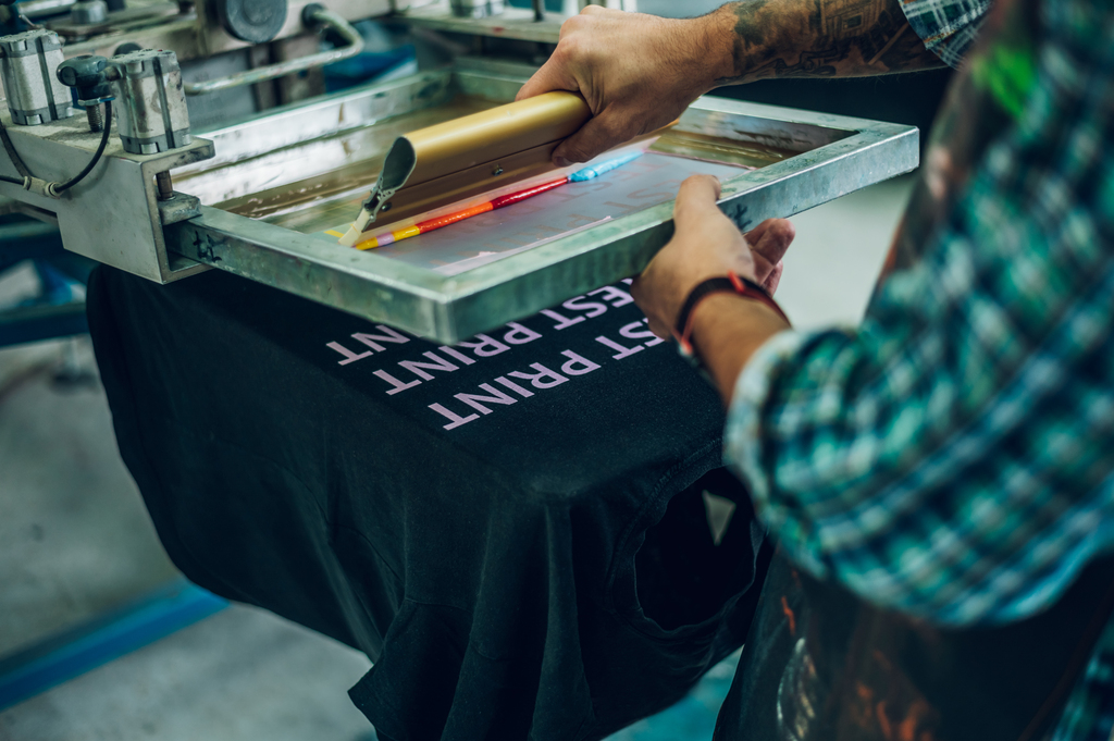 Remove Screen Printing from Shirts